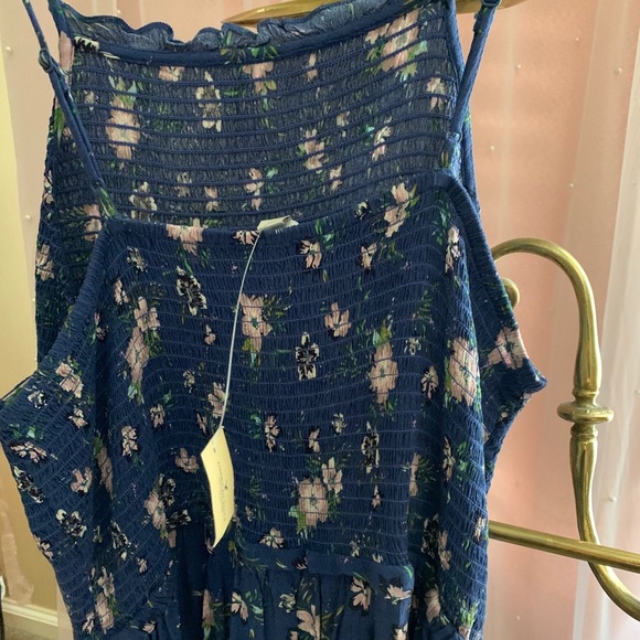 Patterned Romper - Picture 2 of 4